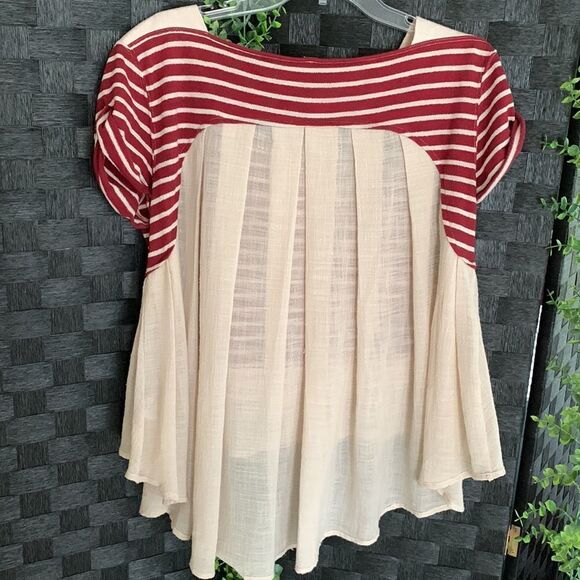 Free People Size Medium short cuffed sleeve top high front/low back - Picture 2 of 11